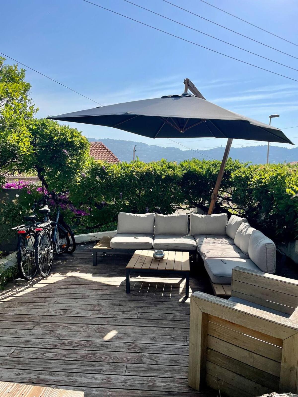 Beautiful W/ Ac - Close To Exhibition & Beach Holiday home Cannes